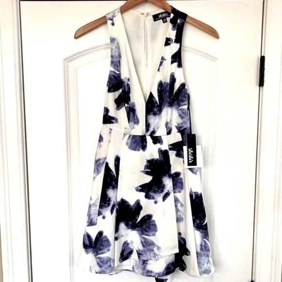 Lulu’s Seeing Chic Tulip Dress (XS) - Picture 4 of 12
